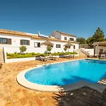 Villa Casa Katarina - Private - Heated Pool - Free Wifi - Air Con Tunes