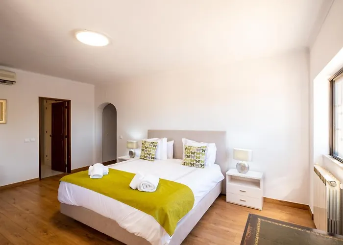 Willa Casa Katarina - Private - Heated Pool - Free Wifi - Air Con Tunes