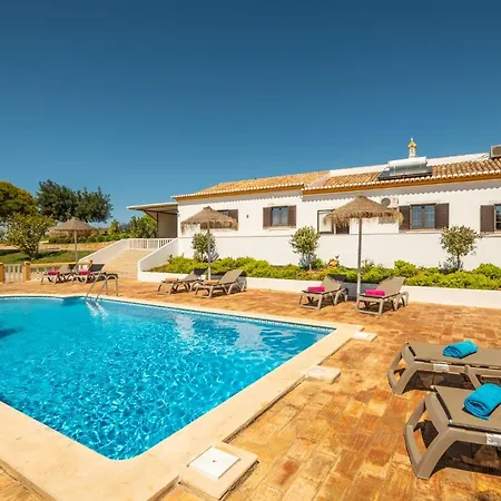 Casa Katarina - Private - Heated Pool - Free Wifi - Air Con * Tunes