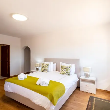 Villa Casa Katarina - Private - Heated Pool - Free Wifi - Air Con Tunes
