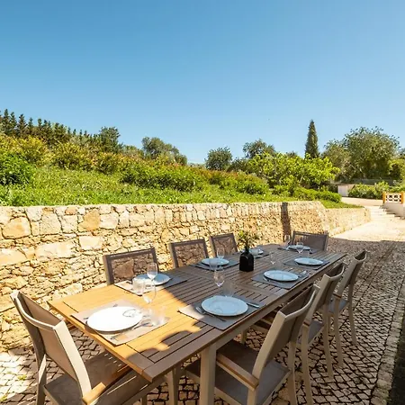 Villa Casa Katarina - Private - Heated Pool - Free Wifi - Air Con Tunes