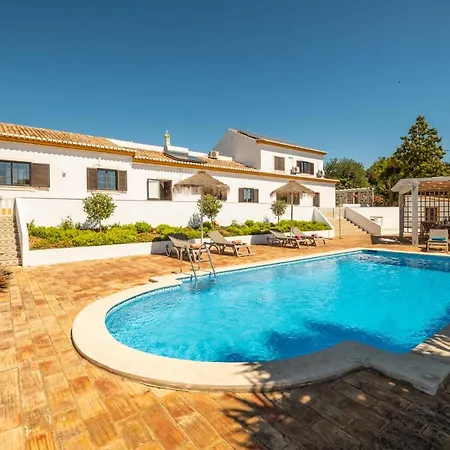 Villa Casa Katarina - Private - Heated Pool - Free Wifi - Air Con Tunes